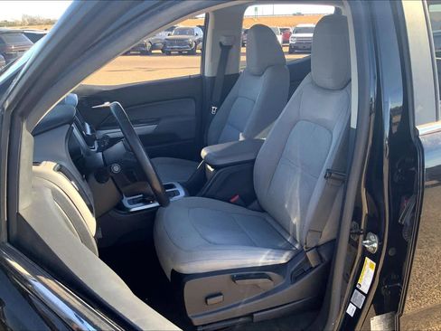 Used 2016 Chevrolet Colorado LT w/ LT Convenience Package image 7