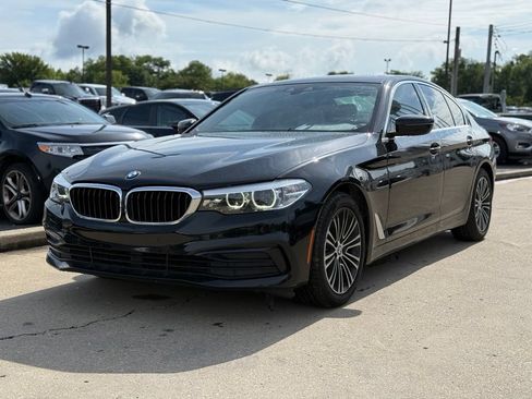 Used 2019 BMW 530i w/ Convenience Package RWD image 2