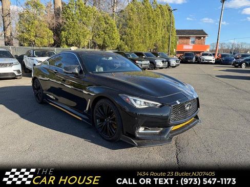 Used 2018 INFINITI Q60 3.0t Luxe w/ Sensory Package 3.0T Luxe image 4
