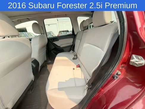Used 2016 Subaru Forester 2.5i Premium w/ All-Weather Package AWD/4WD image 15