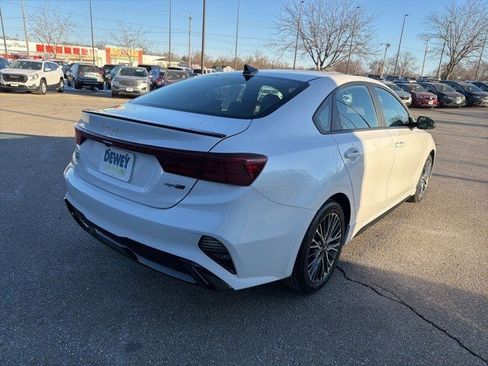 Used 2023 Kia Forte GT-Line image 5
