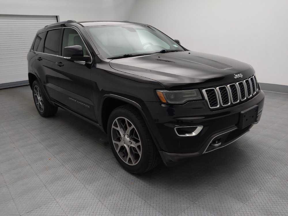 Used 2018 Jeep Grand Cherokee Limited AWD/4WD image 13