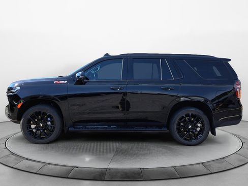 Used 2023 Chevrolet Tahoe Z71 w/ Luxury Package AWD/4WD image 4