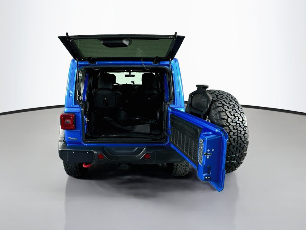 Used 2022 Jeep Wrangler Unlimited Rubicon w/ LED Lighting Group AWD/4WD image 29