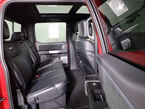 Used 2024 Ford F150 Platinum image 32