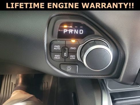 Used 2025 RAM 1500 Big Horn AWD/4WD image 28