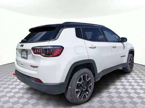 Used 2021 Jeep Compass Trailhawk AWD/4WD image 3