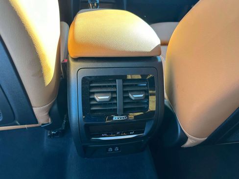 Used 2023 BMW X3 xDrive30i w/ Convenience Package image 11