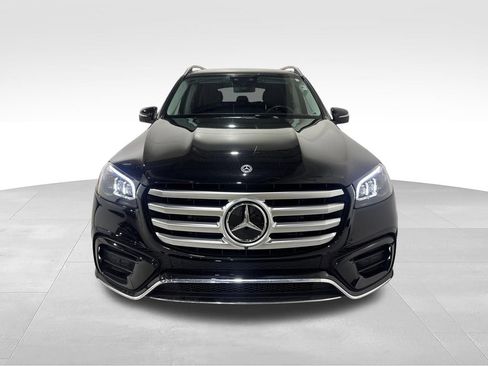 Used 2026 Mercedes-Benz GLS 450 4MATIC image 10
