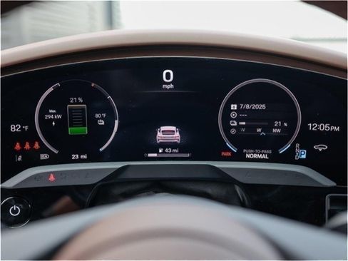 New 2025 Porsche Taycan Turbo image 15