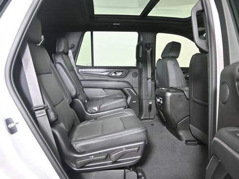 Used 2023 GMC Yukon Denali w/ Max Trailering Package AWD/4WD image 16