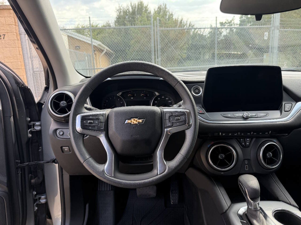 Used 2023 Chevrolet Blazer LT w/ Driver Confidence Package FWD image 26