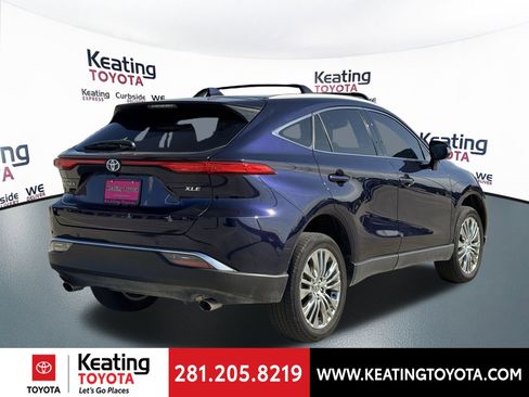 Certified 2024 Toyota Venza XLE image 5