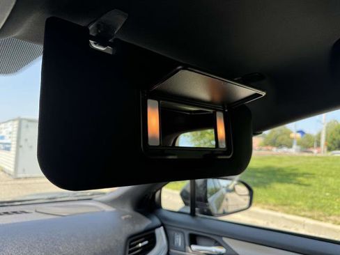 Used 2018 Lincoln MKC Premiere image 30