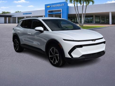 New 2026 Chevrolet Equinox EV LT FWD image 1