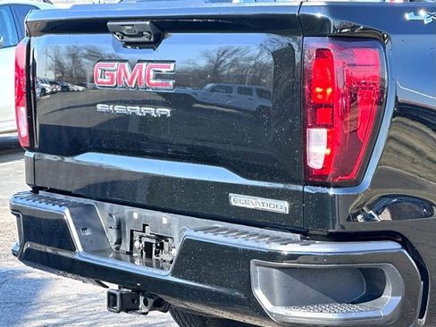 Used 2024 GMC Sierra 1500 Elevation image 11