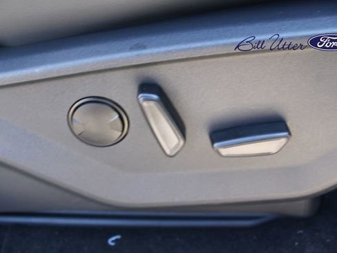 New 2026 Ford Expedition Active image 8