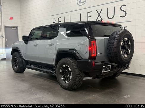 Used 2024 GMC Hummer EV 2X w/ Extreme Off-Road Package image 7