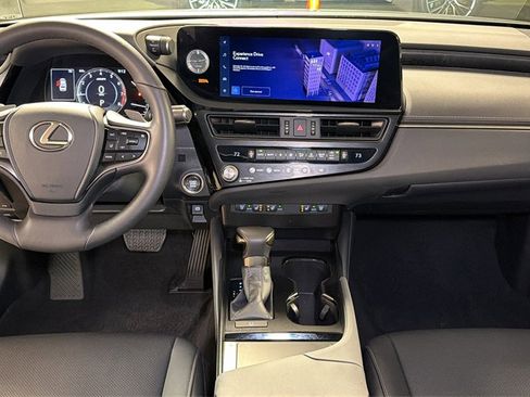 Certified 2023 Lexus ES 250 w/ Premium Package image 15