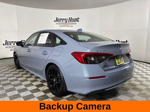 Used 2024 Honda Civic Sport image 8