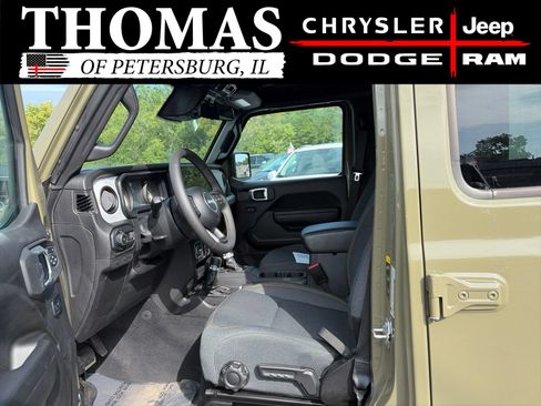 Used 2025 Jeep Wrangler Unlimited Sport AWD/4WD image 10