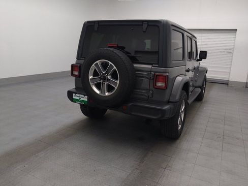 Used 2019 Jeep Wrangler Unlimited Sahara AWD/4WD image 7