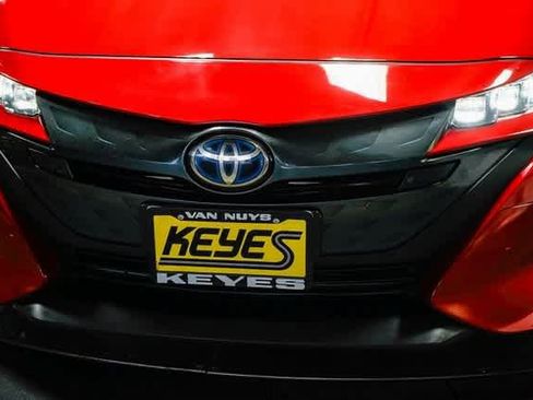 Certified 2021 Toyota Prius Prime Limited image 10
