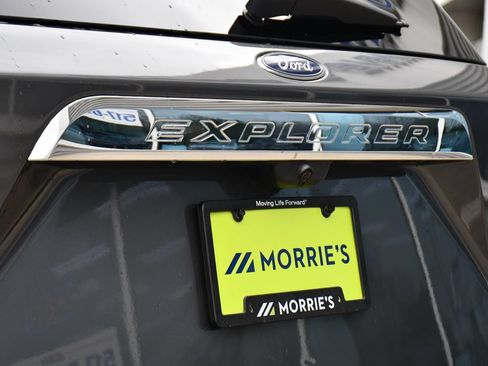 Used 2023 Ford Explorer XLT w/ Equipment Group 202A AWD/4WD image 40