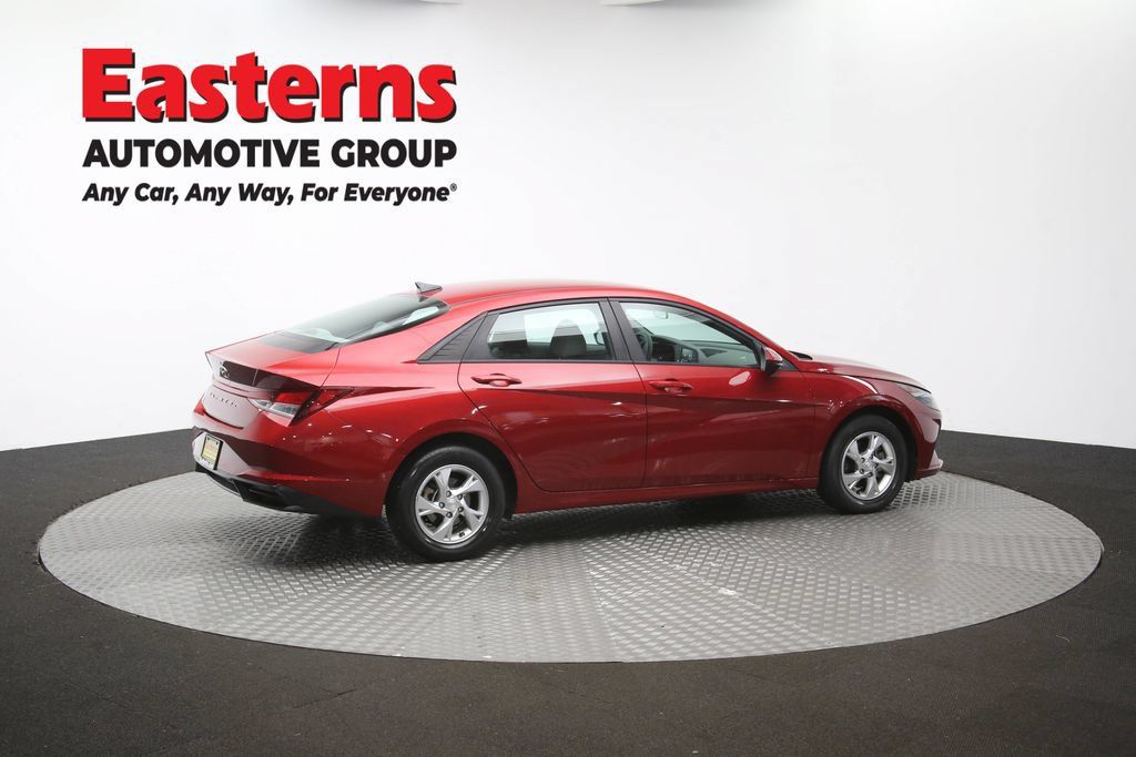 Used 2023 Hyundai Elantra SE w/ Cargo Package FWD image 44