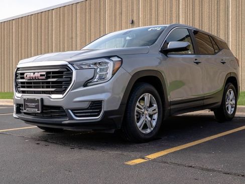 Certified 2024 GMC Terrain SLE AWD/4WD image 4