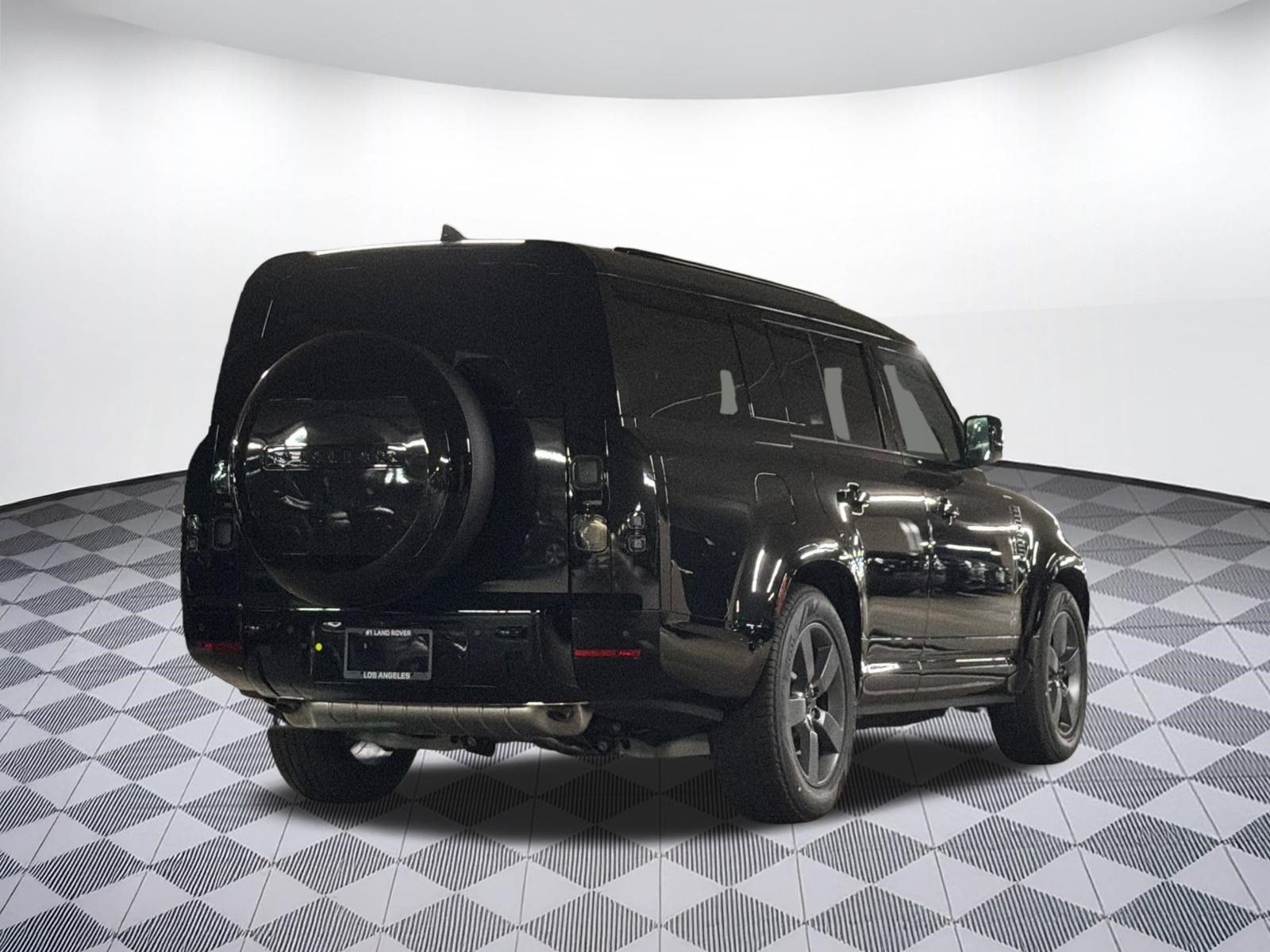 New 2026 Land Rover Defender 130 X-Dynamic SE AWD/4WD image 8
