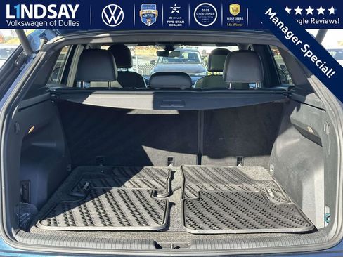 Used 2022 Volkswagen Atlas Cross Sport SEL R-Line image 14