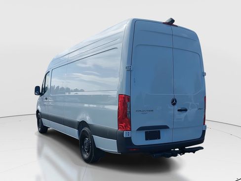 New 2025 Mercedes-Benz Sprinter 2500 image 7