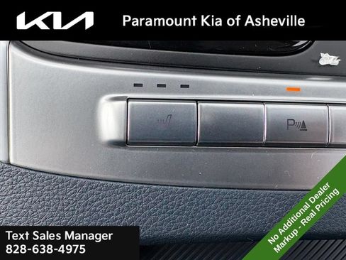 New 2026 Kia Carnival EX FWD image 15