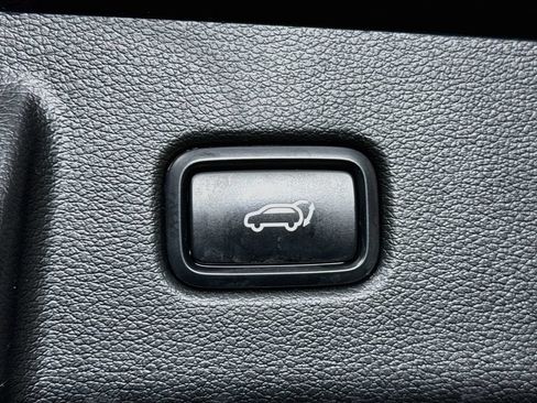 Used 2022 Kia Telluride EX w/ EX Premium Package AWD/4WD image 31