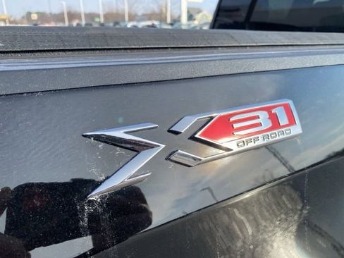 Used 2020 GMC Sierra 1500 Elevation w/ Elevation Value Package image 5