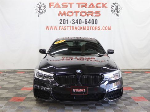 Used 2020 BMW M550i xDrive w/ Executive Package image 2