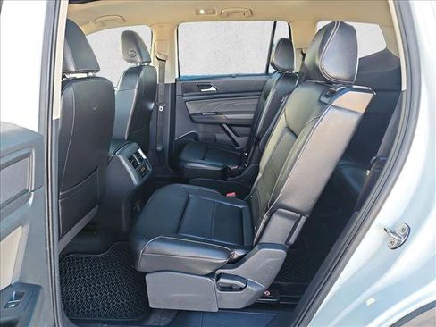 Used 2023 Volkswagen Atlas SEL R-Line image 21