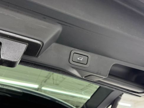 Used 2015 Land Rover Range Rover Sport HSE AWD/4WD image 37