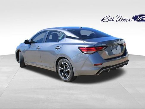 Used 2024 Nissan Sentra SV image 7