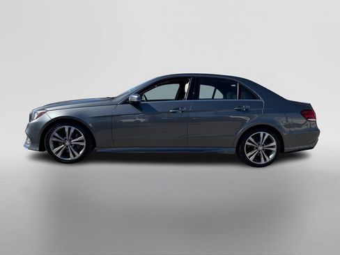 Used 2016 Mercedes-Benz E 350 Sedan image 2