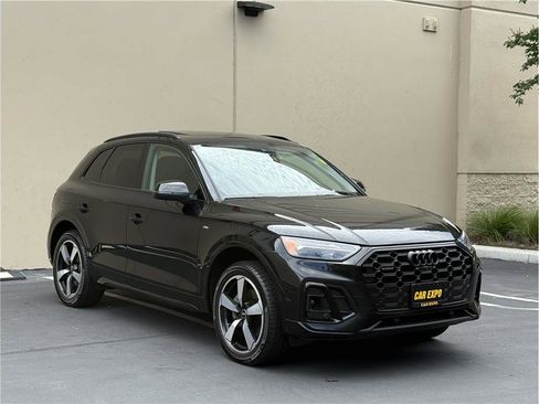 Used 2022 Audi Q5 2.0T Premium Plus w/ Premium Plus Package AWD/4WD image 1