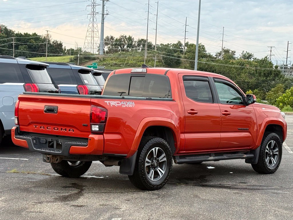 Used 2018 Toyota Tacoma TRD Sport w/ Technology Package AWD/4WD image 33