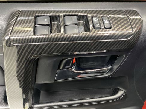 Used 2015 Toyota 4Runner SR5 image 19