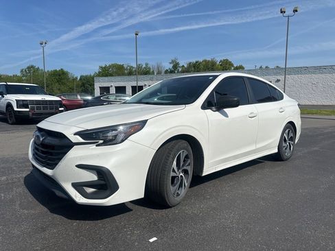 Used 2024 Subaru Legacy AWD/4WD image 11
