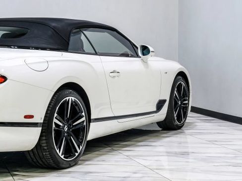 Used 2020 Bentley Continental GT AWD/4WD image 14