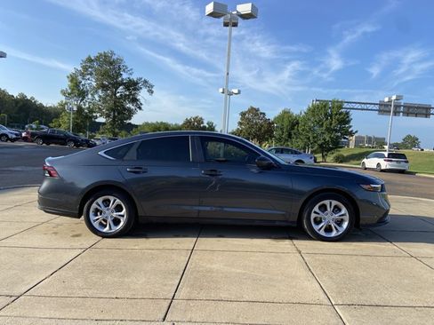 Used 2024 Honda Accord LX image 13