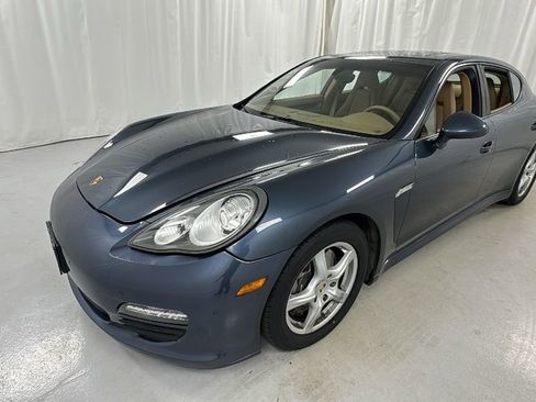 Used 2011 Porsche Panamera 4 image 7