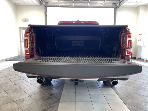 Used 2019 RAM 1500 Laramie image 15