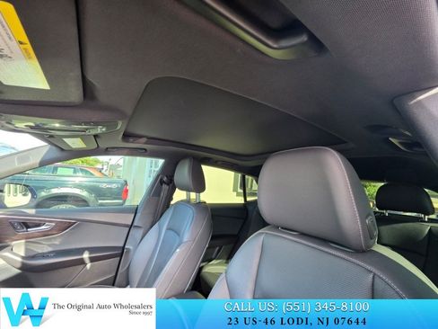 Used 2021 Audi Q8 Premium Plus AWD/4WD image 11
